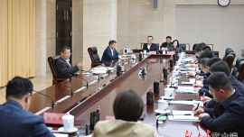 任振鶴在參加省政府辦公廳秘書一處黨支部組織生活會(huì)時(shí)強(qiáng)調(diào) 自覺踐行篤信務(wù)實(shí)擔(dān)當(dāng)自律的重要要求 努力以過硬作風(fēng)不斷創(chuàng)造新的業(yè)績(jī)