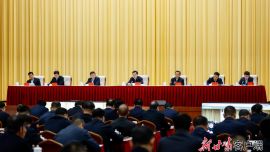 胡昌升在全省市縣鄉(xiāng)領(lǐng)導(dǎo)班子換屆工作會(huì)議上強(qiáng)調(diào) 全面落實(shí)新時(shí)代好干部標(biāo)準(zhǔn) 確保配出好班子換出新氣象 任振鶴主持 石謀軍出席