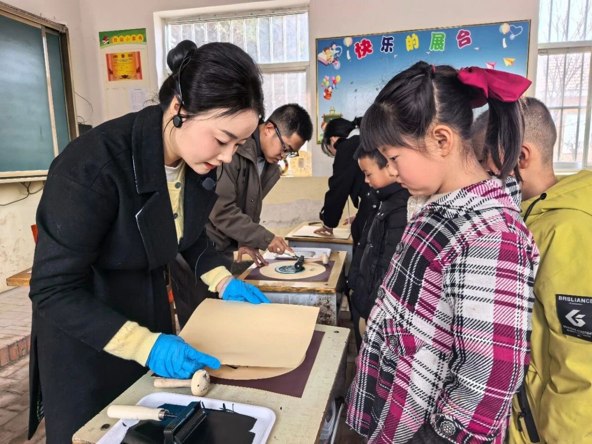 庆阳市博物馆社教活动进基层&mdash;&mdash;走进什社乡红星小学