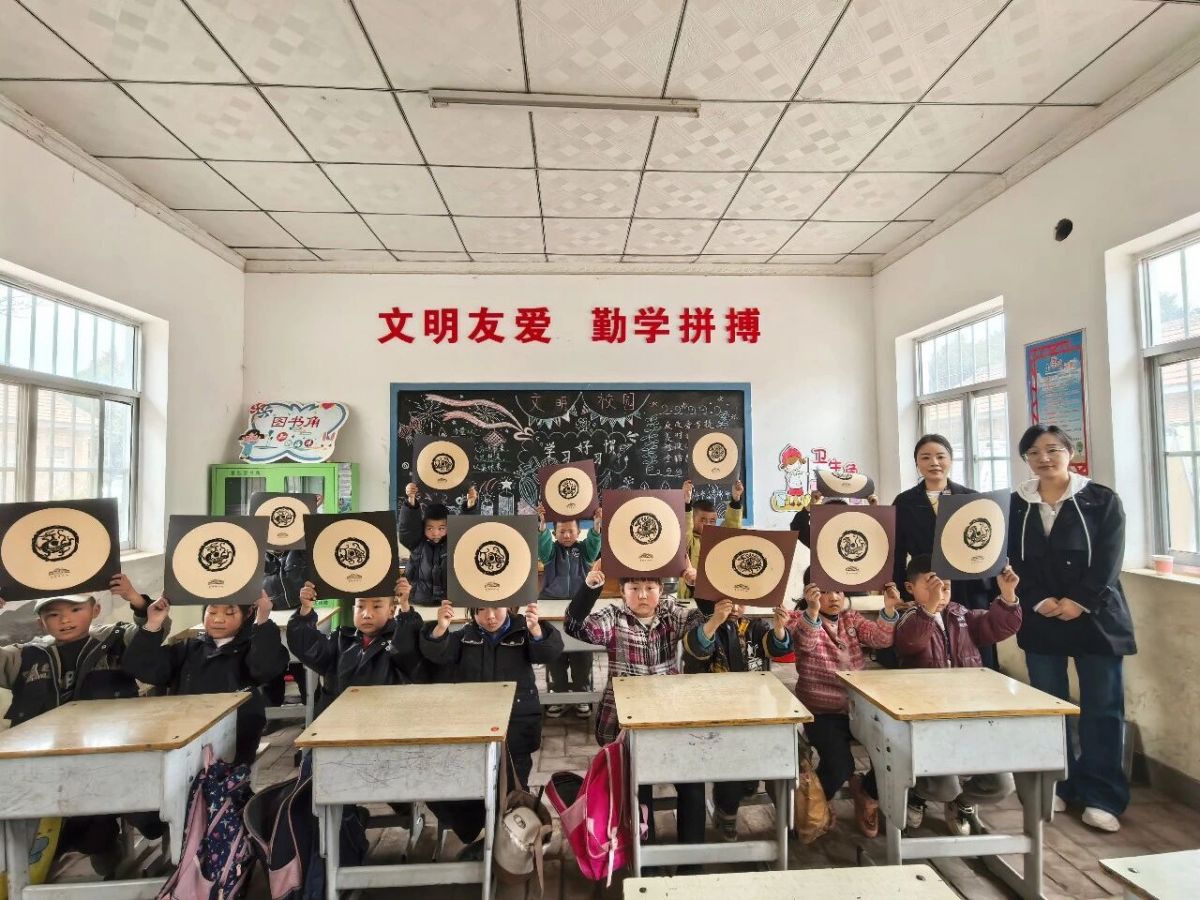 庆阳市博物馆社教活动进基层&mdash;&mdash;走进什社乡红星小学