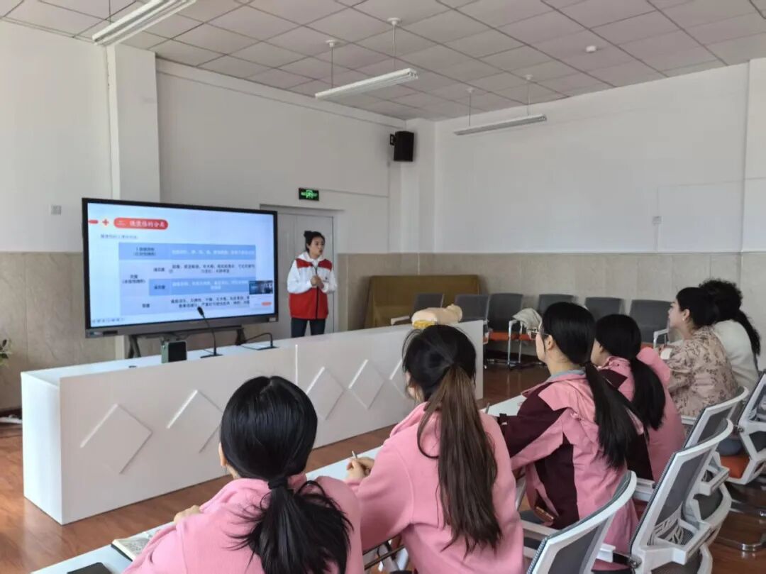 西峰区红十字会开展应急救护系列培训活动