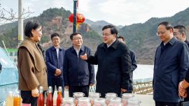 胡昌升在隴南市調(diào)研時(shí)強(qiáng)調(diào) 樹牢正確政績觀 抓實(shí)春季農(nóng)業(yè)生產(chǎn) 堅(jiān)決整治群眾身邊不正之風(fēng)和腐敗問題