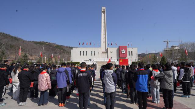 合水縣段家集學區(qū)開展“追尋紅色足跡 傳承長征精神”新時代紅色基因培育研學實踐活動194