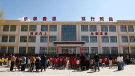 红色宣讲传薪火 英雄本色润童心——良平镇中心小学开展红色主题教育