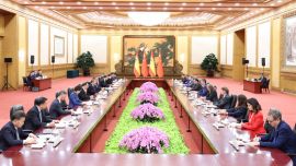 李強同西班牙首相桑切斯會談