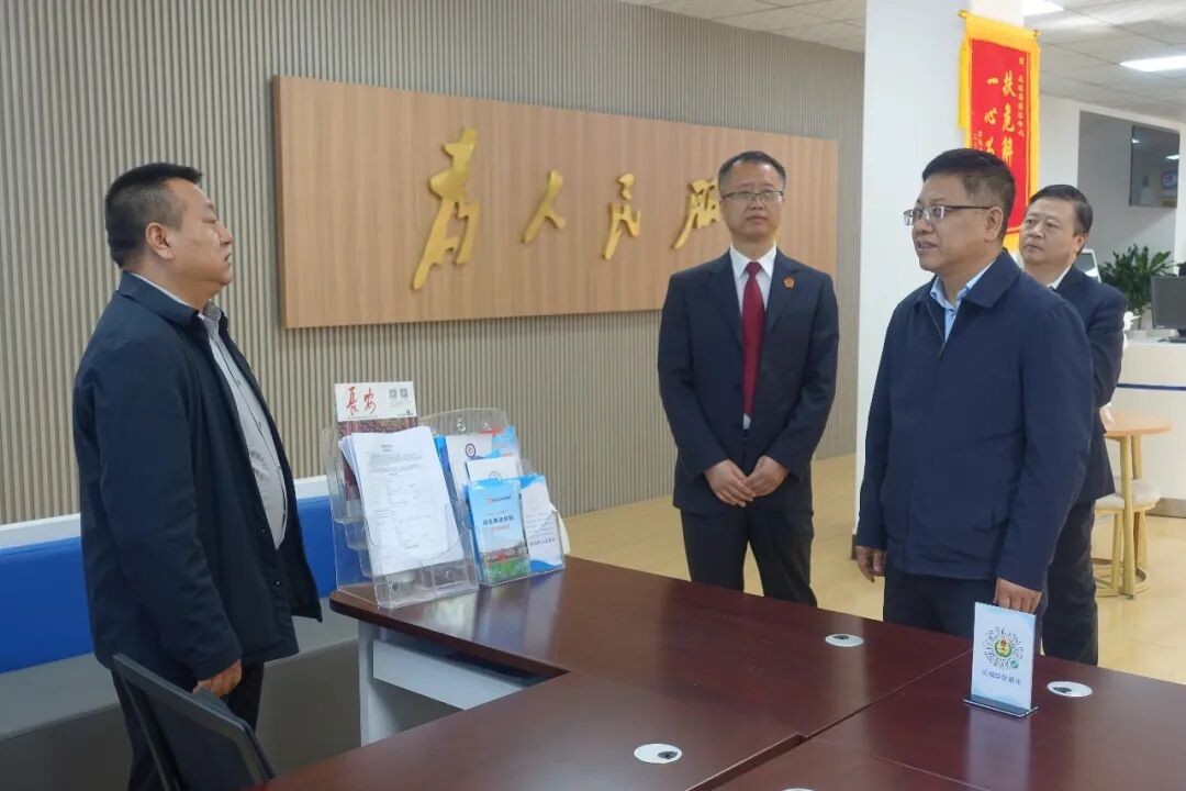 王之臣在庆城县调研重大项目建设和基层人大工作