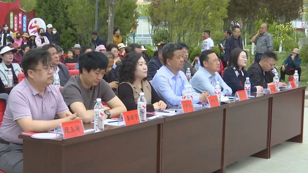 镇原县举办庆"五一""亿联杯"职工歌唱大赛