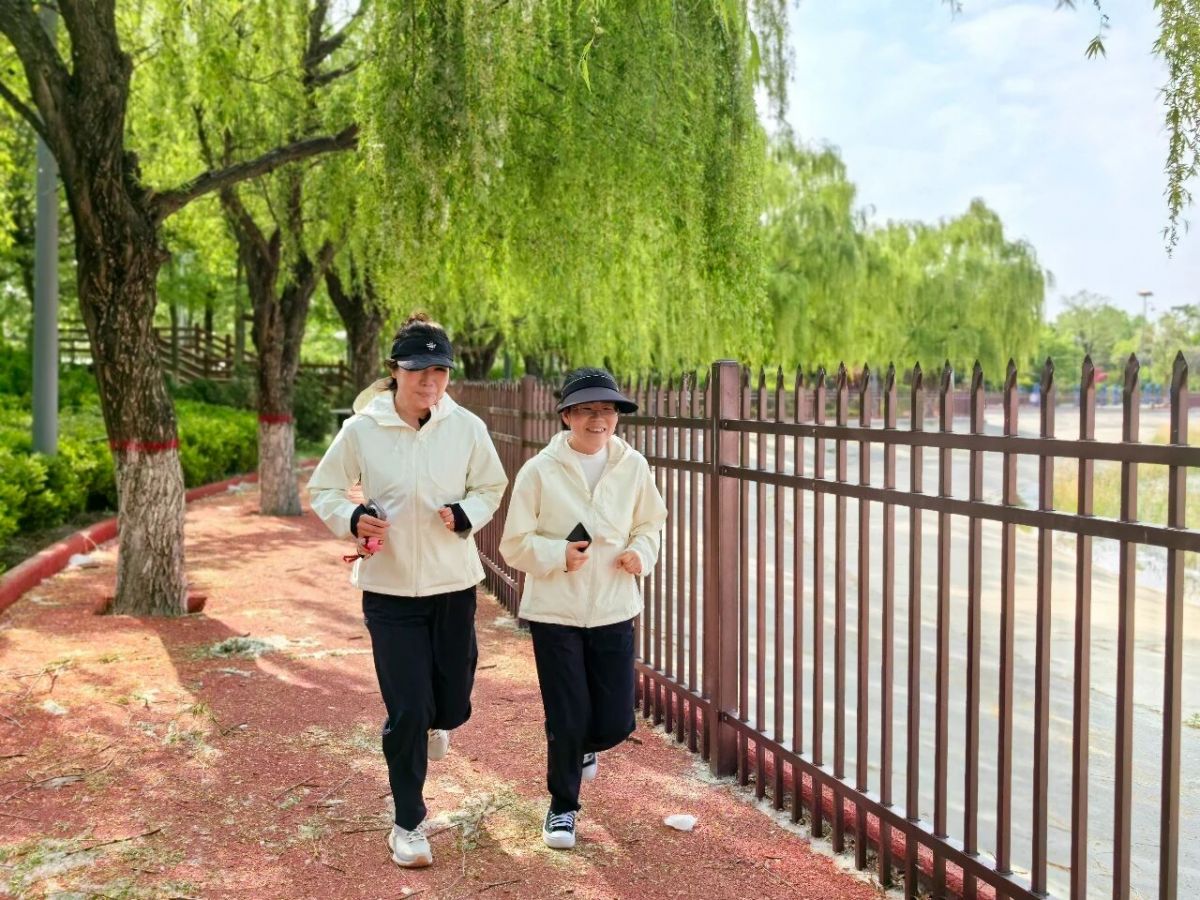 慶陽(yáng)市公共資源交易中心成功舉辦&ldquo;迎五一&rdquo;干部職工運(yùn)動(dòng)會(huì)