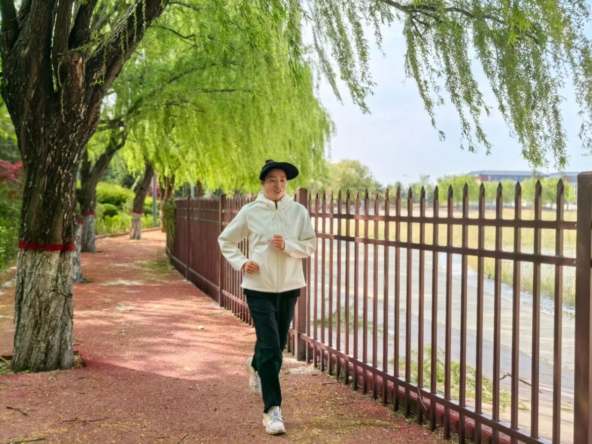 慶陽(yáng)市公共資源交易中心成功舉辦&ldquo;迎五一&rdquo;干部職工運(yùn)動(dòng)會(huì)