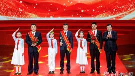 二〇二五年度“感動(dòng)甘肅·隴人驕子”揭曉 胡昌升任振鶴莊國(guó)泰會(huì)見(jiàn)隴人驕子