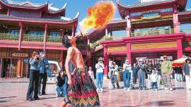 提質(zhì)升級(jí) 場(chǎng)景上新 ——嘉峪關(guān)市深耕文旅融合激發(fā)消費(fèi)新活力新動(dòng)能