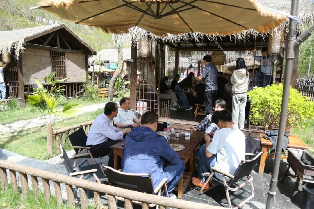 西峰區(qū)近郊露營點亮消費新熱點