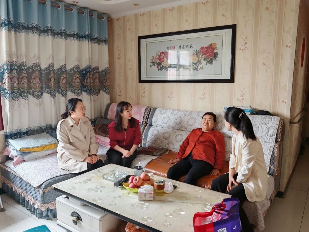 慶陽市婦聯(lián)走進(jìn)新寧鎮(zhèn)開展&ldquo;隴姐普法基層行&rdquo;暨&ldquo;巧兒&rdquo;說法進(jìn)家庭活動