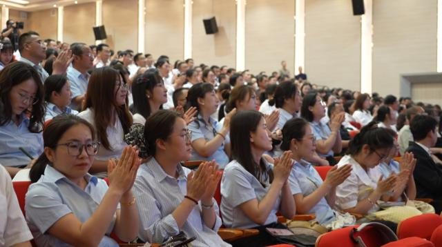 合水縣優(yōu)秀教師育人故事宣講報告會成功舉辦