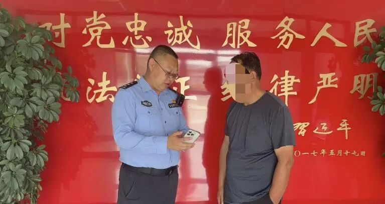 慶陽公安交警快速處置網(wǎng)友舉報高速違規(guī)倒車違法行為 約談客運企業(yè)壓實安全責(zé)任