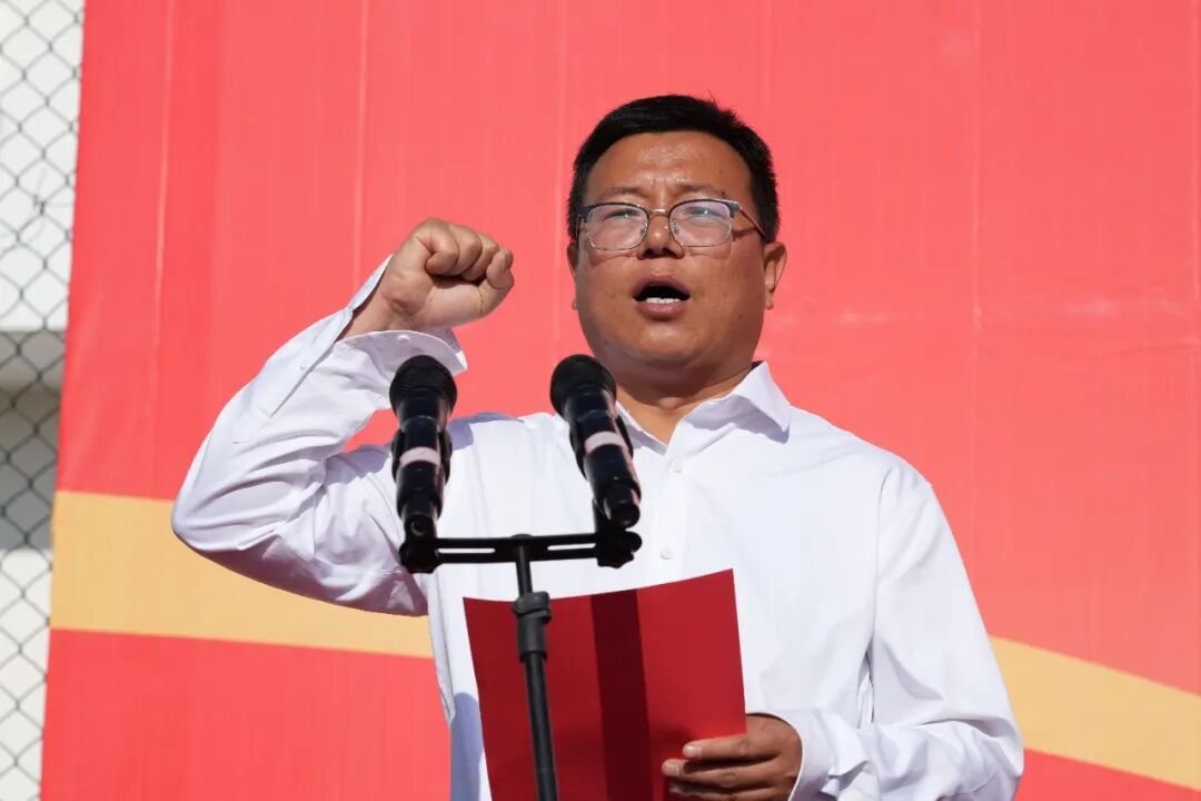裁判员代表宣誓