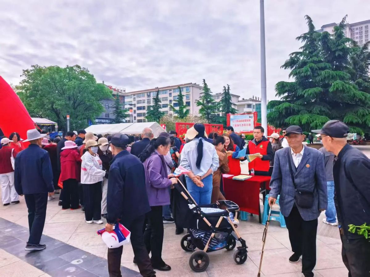 慶陽(yáng)市開展第三十六個(gè)全國(guó)助殘日集中宣傳活動(dòng)