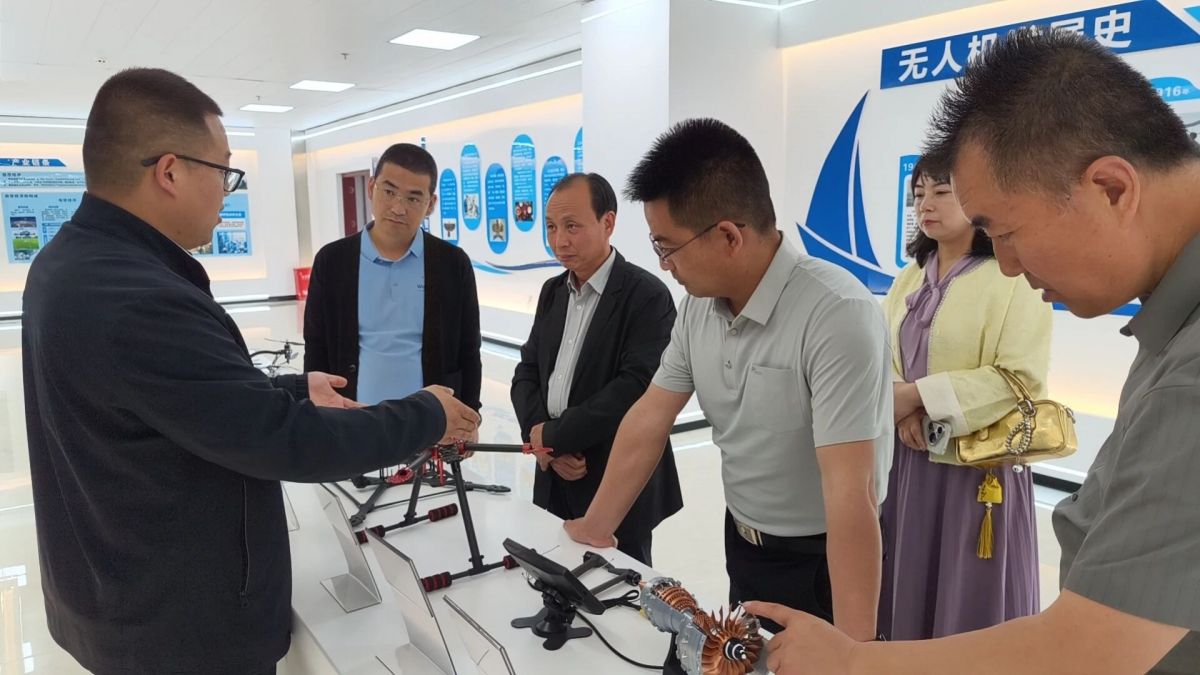 团市委、市青少年宫赴西部航空科技（甘肃）有限公司调研并达成合作共识