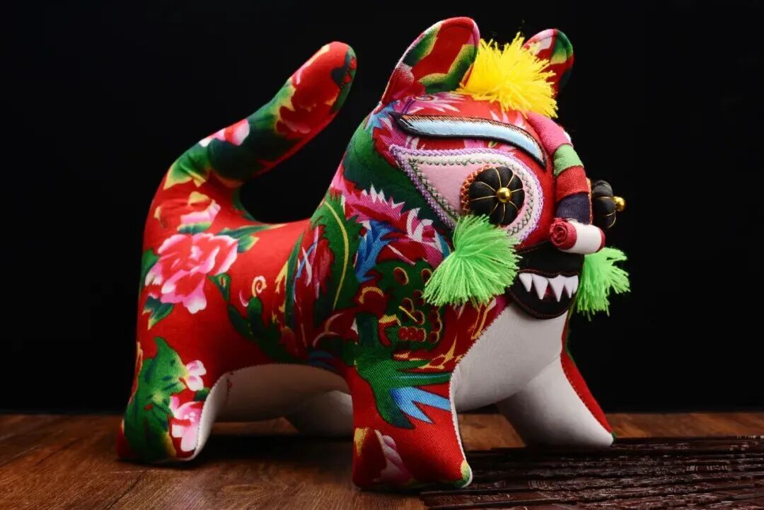 庆阳非遗虎头香包，藏在针脚里的东方浪漫