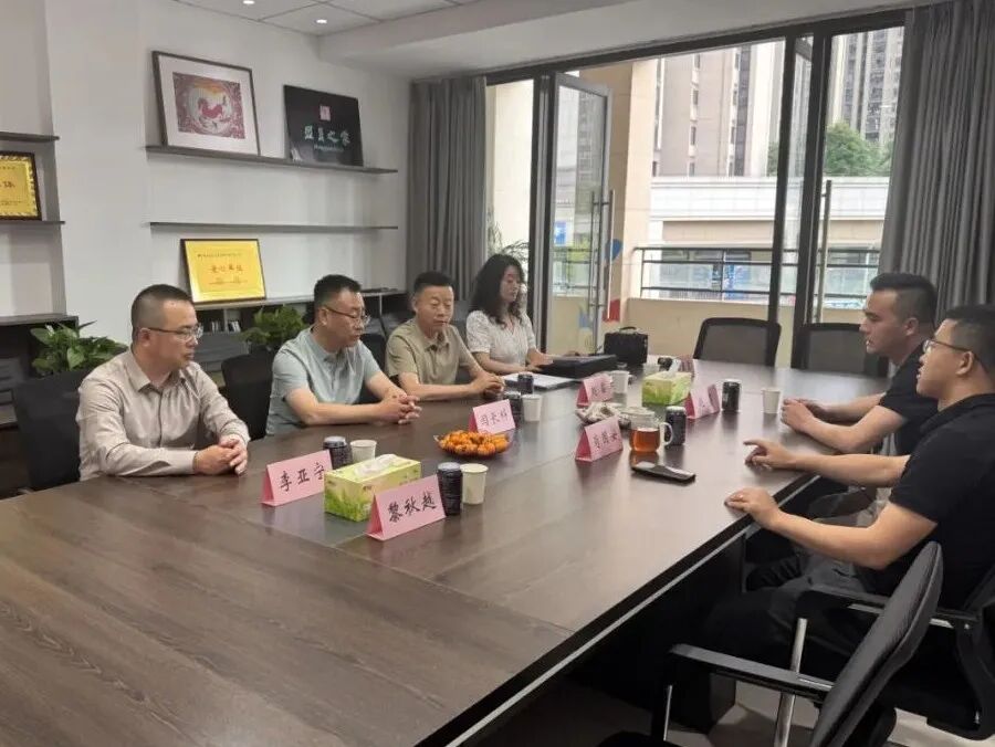 庆阳市文联招商工作小组赴重庆开展招商引资对接活动