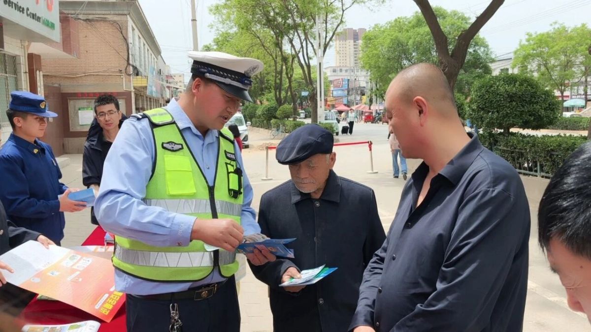 宁县公安交管持续推进“美丽乡村行”交通安全巡回宣传活动