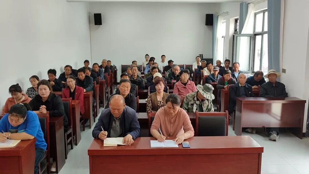 庆阳市党的创新理论宣讲走进镇原 政策春风暖民心