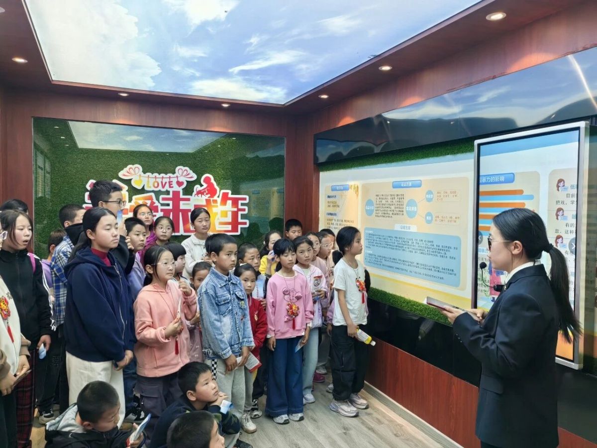 镇原县“爱暖万家”公益系列活动
