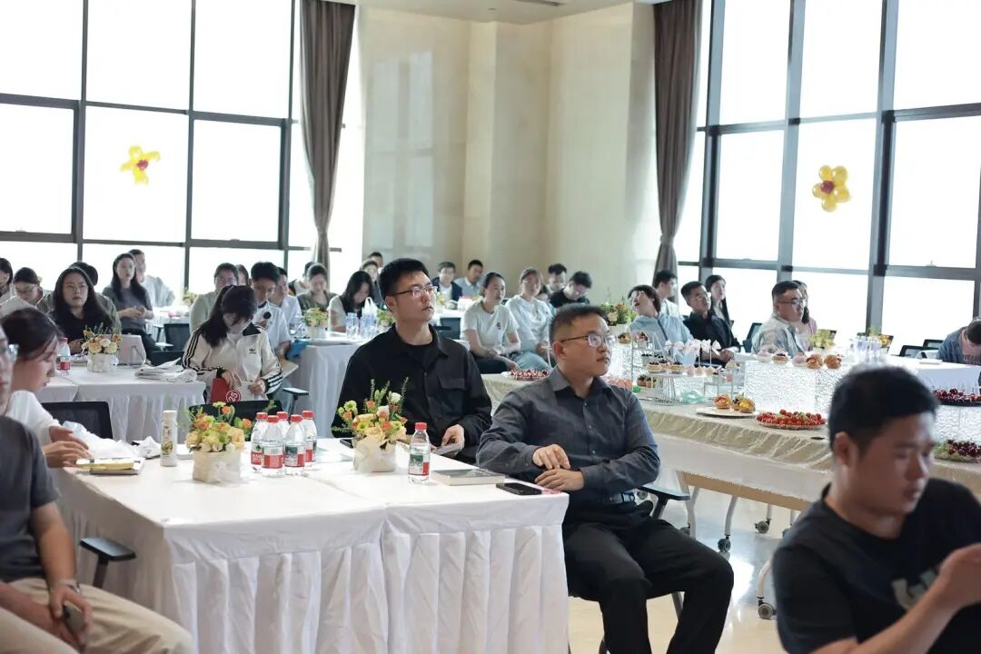 庆阳市总工会举办“陇工情缘 书韵织心”青年职工交友联谊活动