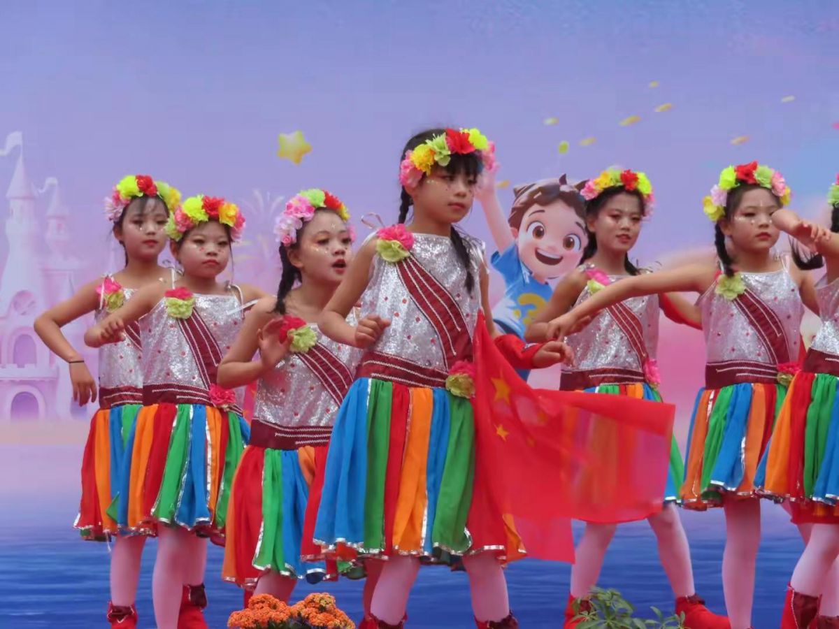 庆城县:西北区教育集团庆祝