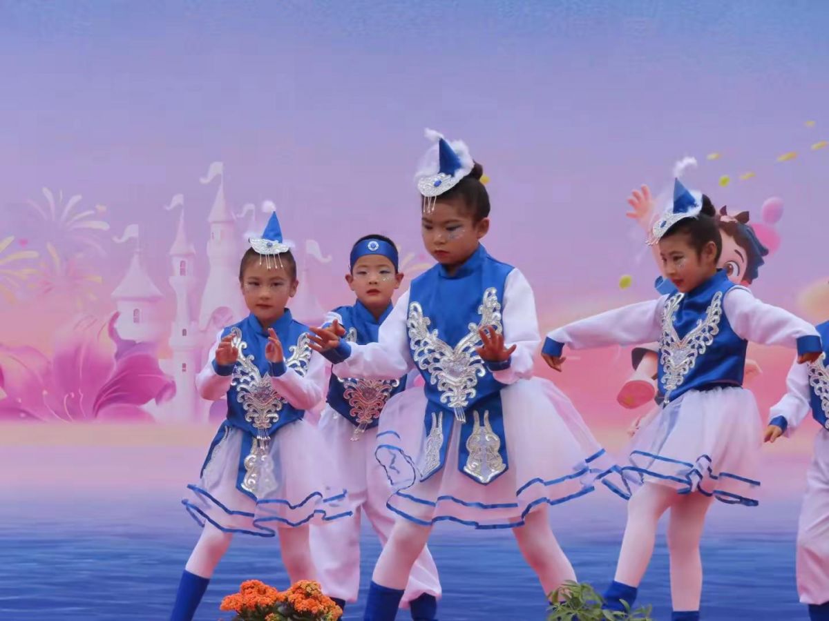 庆城县:西北区教育集团庆祝