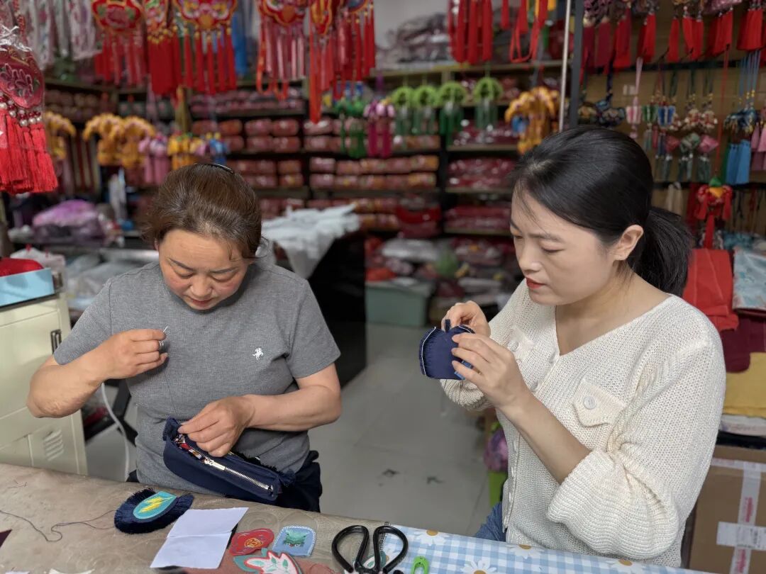 庆城：非遗传承人用针线&ldquo;守虎&rdquo;千年文化