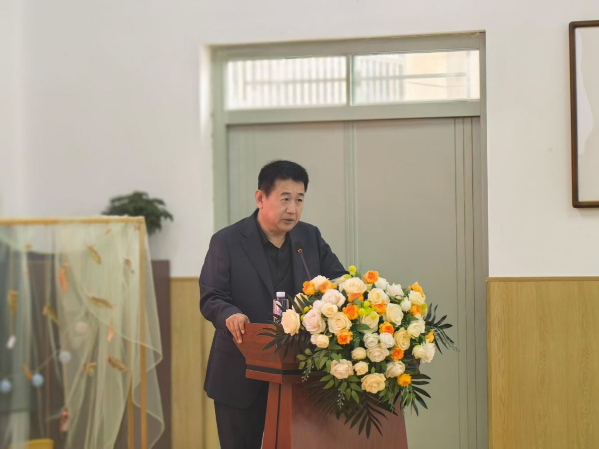 庆城:新商贤联谊会携手河南爱心企业为庆城幼儿园捐建“未来教室”一间