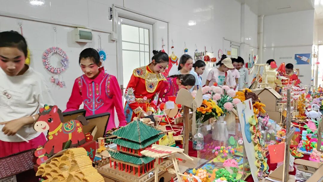 镇原:童心绽放庆“六一” 多彩活动乐满园