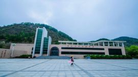 軍民大生產(chǎn)紀(jì)念館：青山藏歲月，浩氣貫隴原