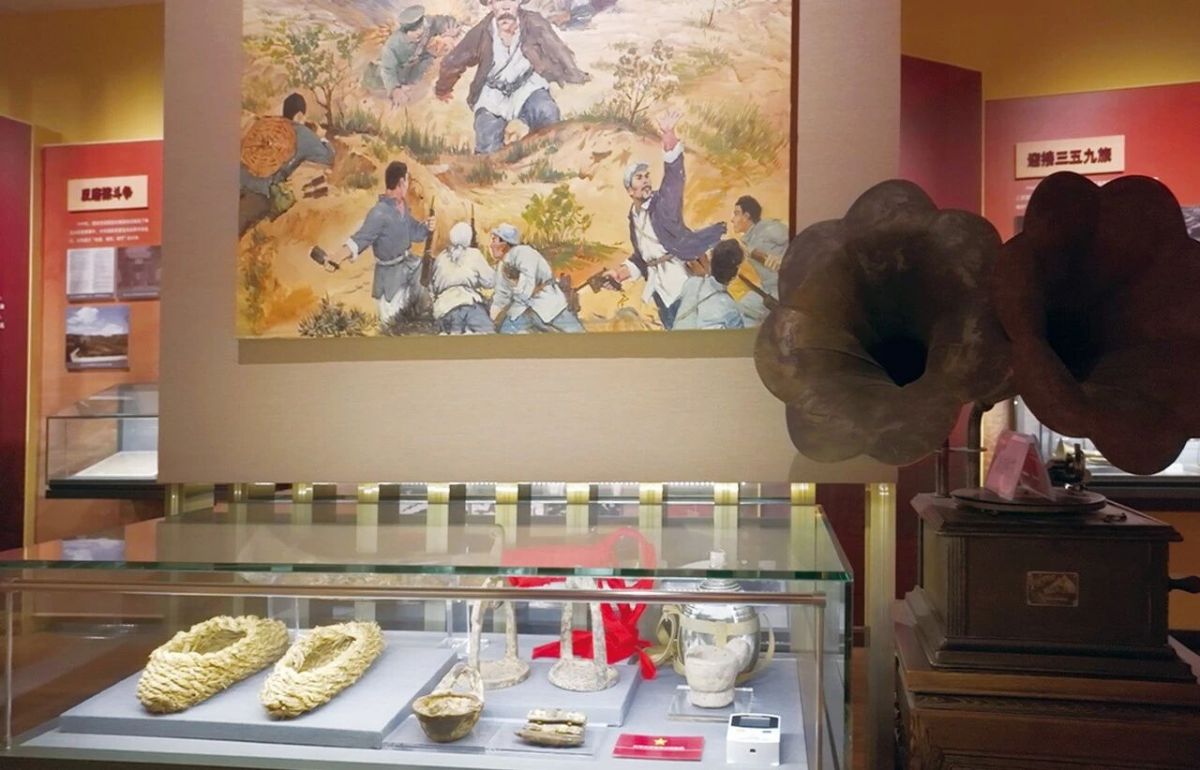 镇原革命历史文物展