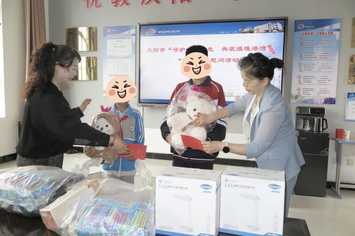 守护少年微光 共筑温暖港湾 | 困境青少年关爱慰问活动开展