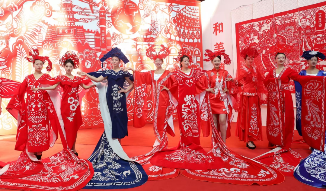 镇原:以“剪云裳”为媒 构筑中华民族共有精神家园
