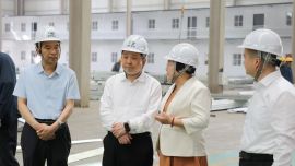周繼軍在華池縣調(diào)研時(shí)強(qiáng)調(diào) 堅(jiān)定不移強(qiáng)工業(yè) 集中力量育產(chǎn)業(yè) 奮發(fā)努力強(qiáng)縣域 以真抓實(shí)干創(chuàng)造經(jīng)得起檢驗(yàn)的高質(zhì)量發(fā)展實(shí)績(jī)