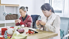 慶陽市西峰：非遺進社區(qū) 巧手促增收