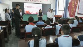 共青團(tuán)甘肅省委在合水縣開展“結(jié)對(duì)幫扶·希望工程”愛心物資捐贈(zèng)活動(dòng)