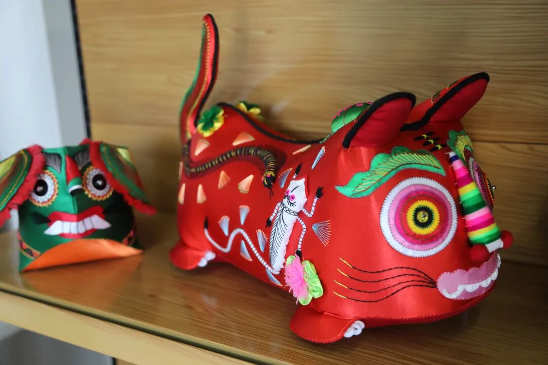 文創(chuàng)市集館｜指尖傳匠心 邂逅多彩慶城非遺
