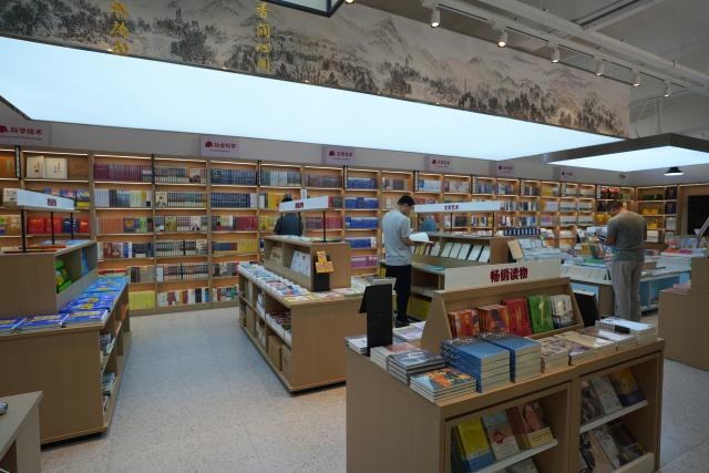 合水县新华书店完成升级改造焕新开业