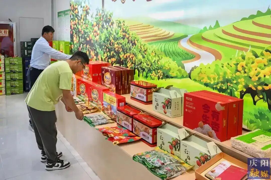 第二十一届庆阳香包民俗文化节镇原展区精彩纷呈