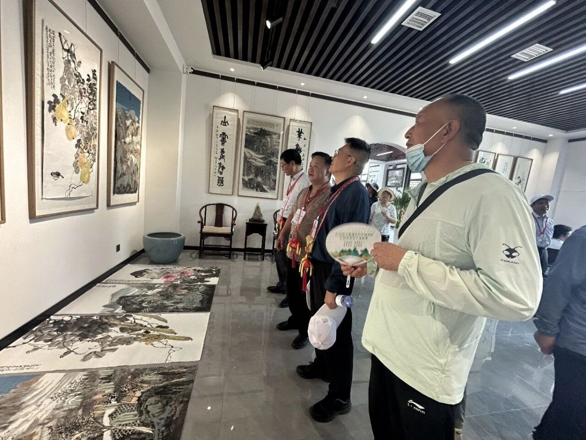 第二十一届庆阳香包民俗文化节镇原展区精彩纷呈