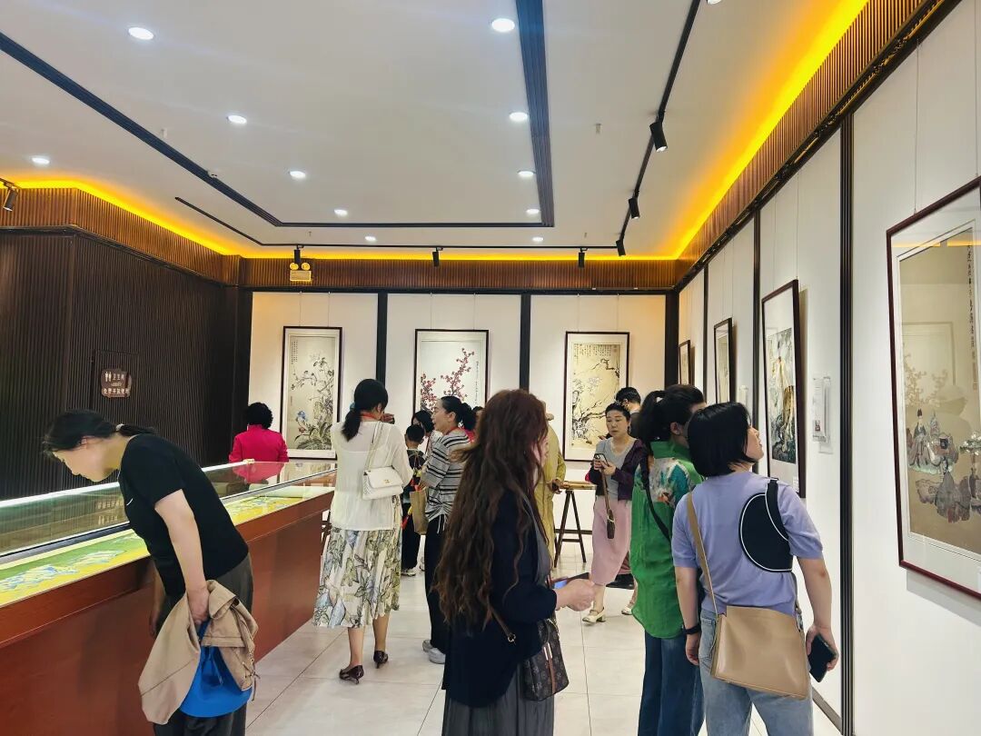 第二十一届庆阳香包民俗文化节镇原展区精彩纷呈