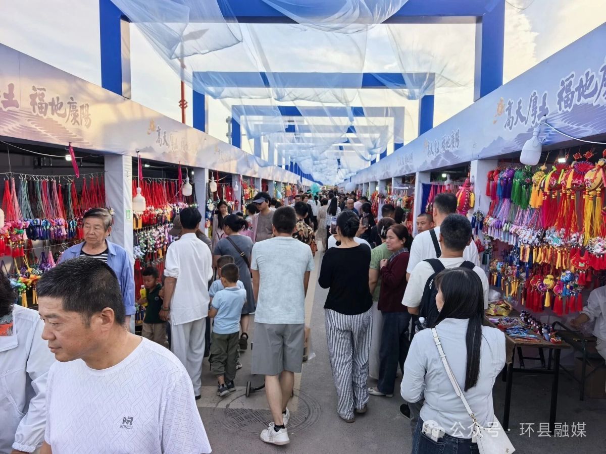 &ldquo;昨天卖了近1000元！&rdquo;环县非遗传承人曹伟伟的香包节前就火了