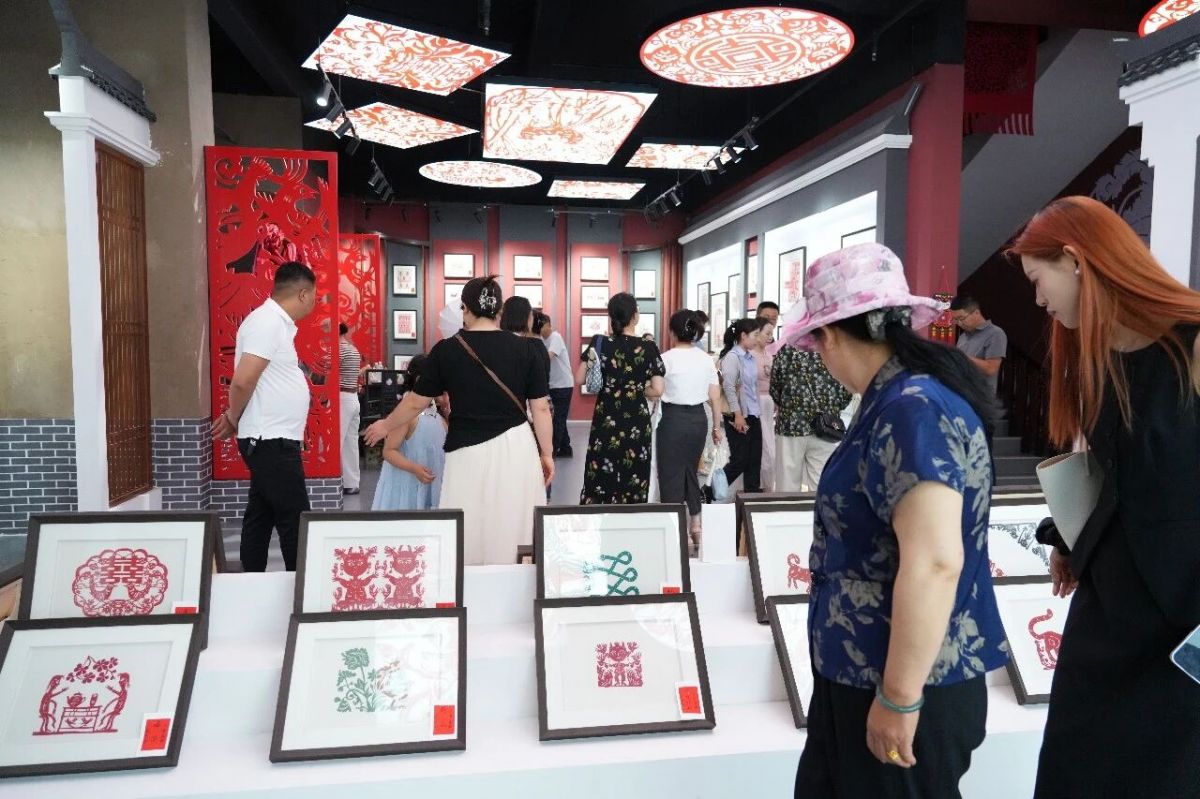 正宁元素引爆庆阳香包民俗文化节
