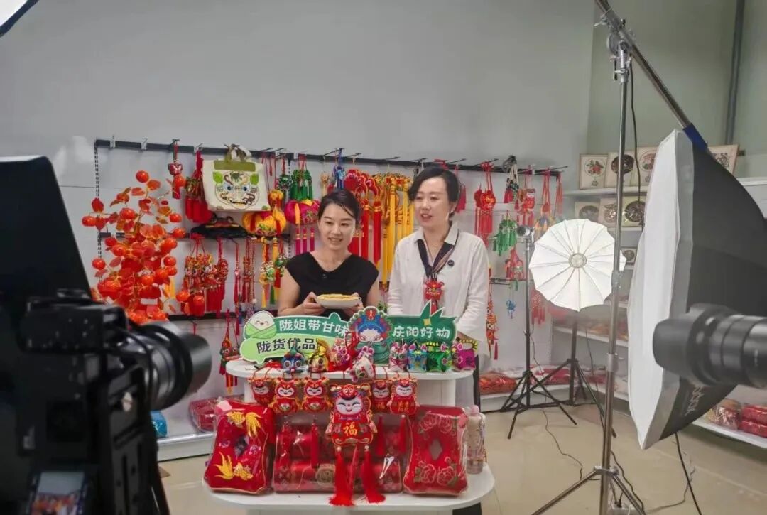 陇姐优品端午集市 庆阳首场直播迎来开门红