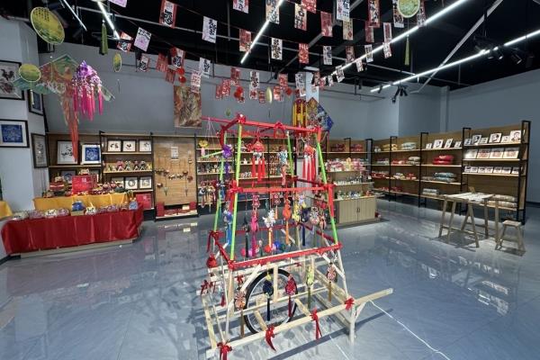 庆城县:非遗岐黄甘味齐亮相 四大主题展馆静待客