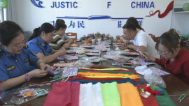 合水县兴业路社区携手共建单位开展“我们的节日·端午”主题共建活动